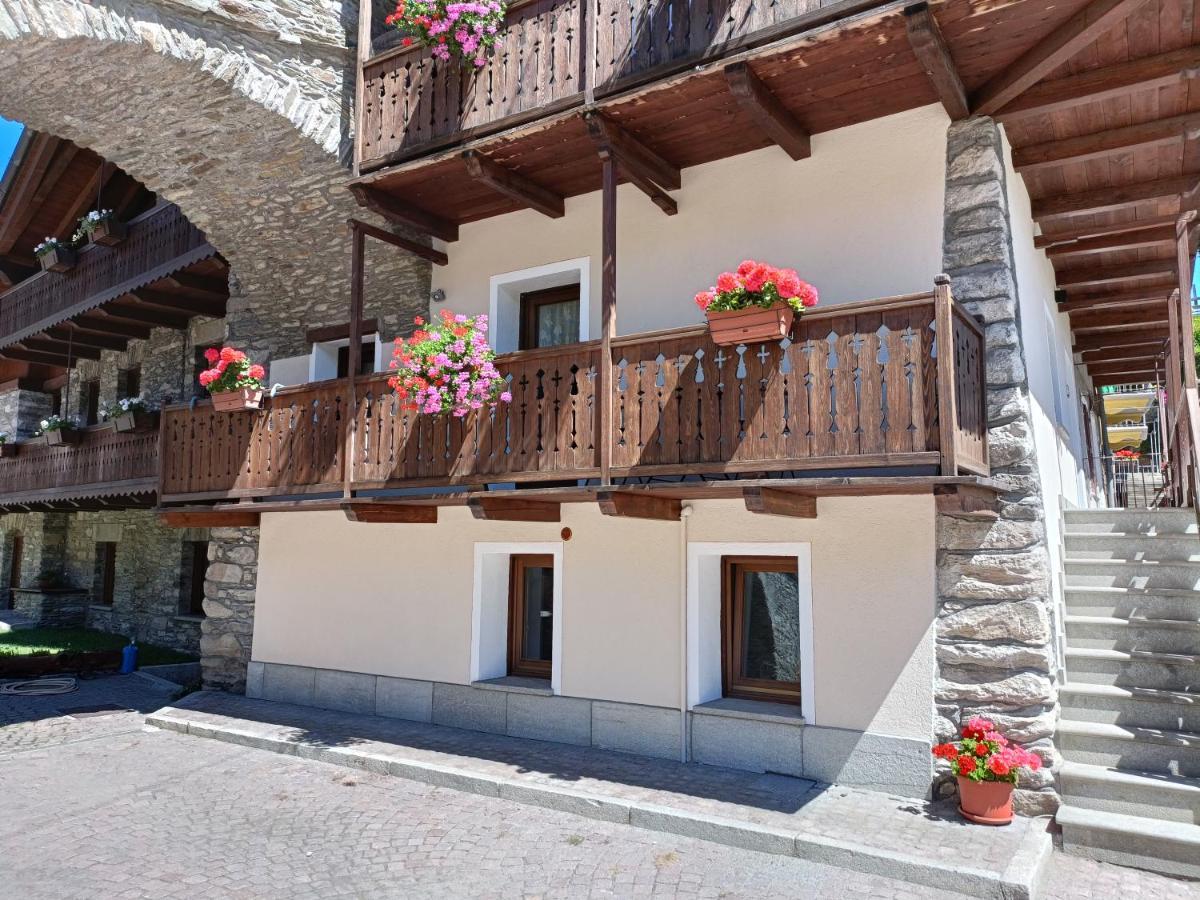 Lo Ponton Apartment Introd Exterior foto
